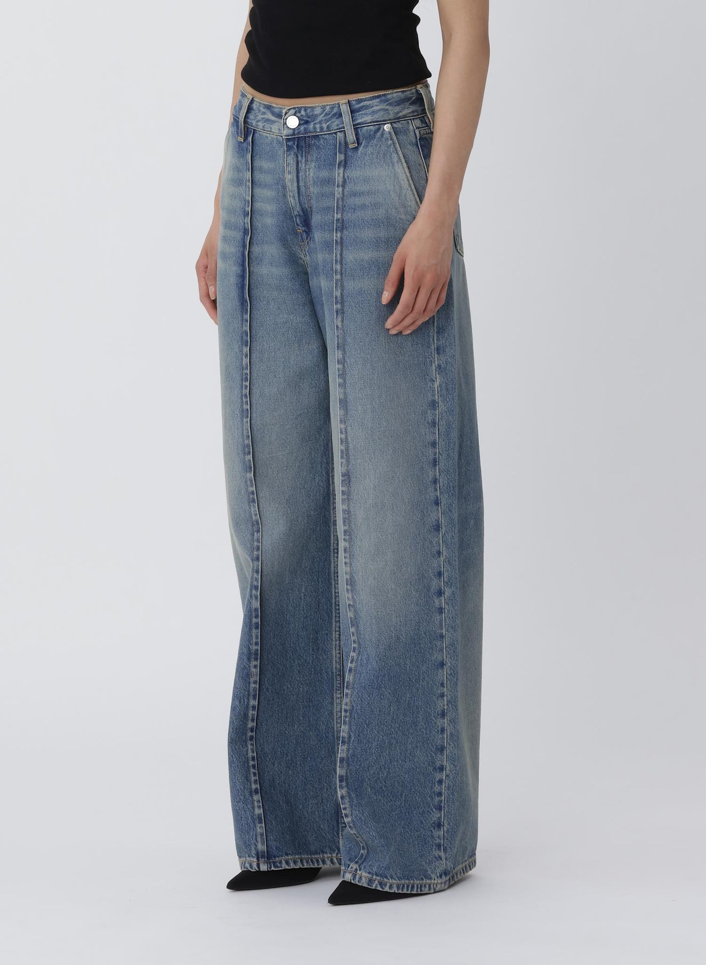 Kila Jeans