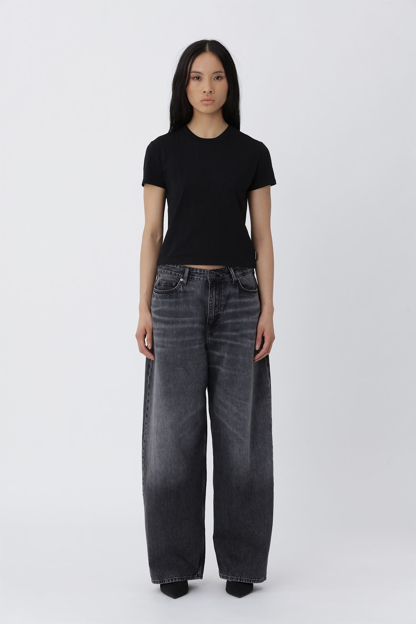 Vera T-Shirt - Won Hundred Online Store