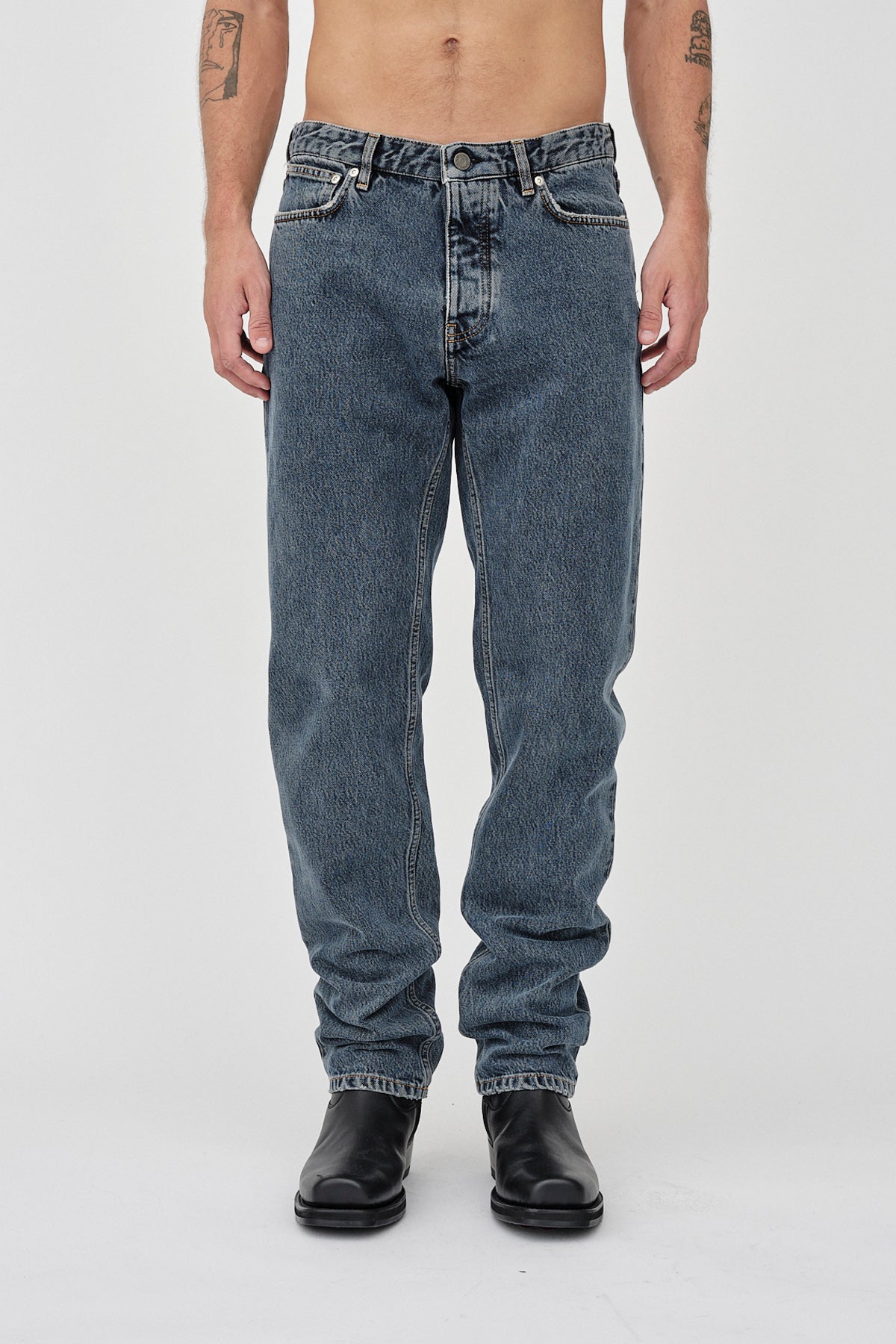 Won Hundred Men Archer Overdyed Black 5-Pockets Overdyed black