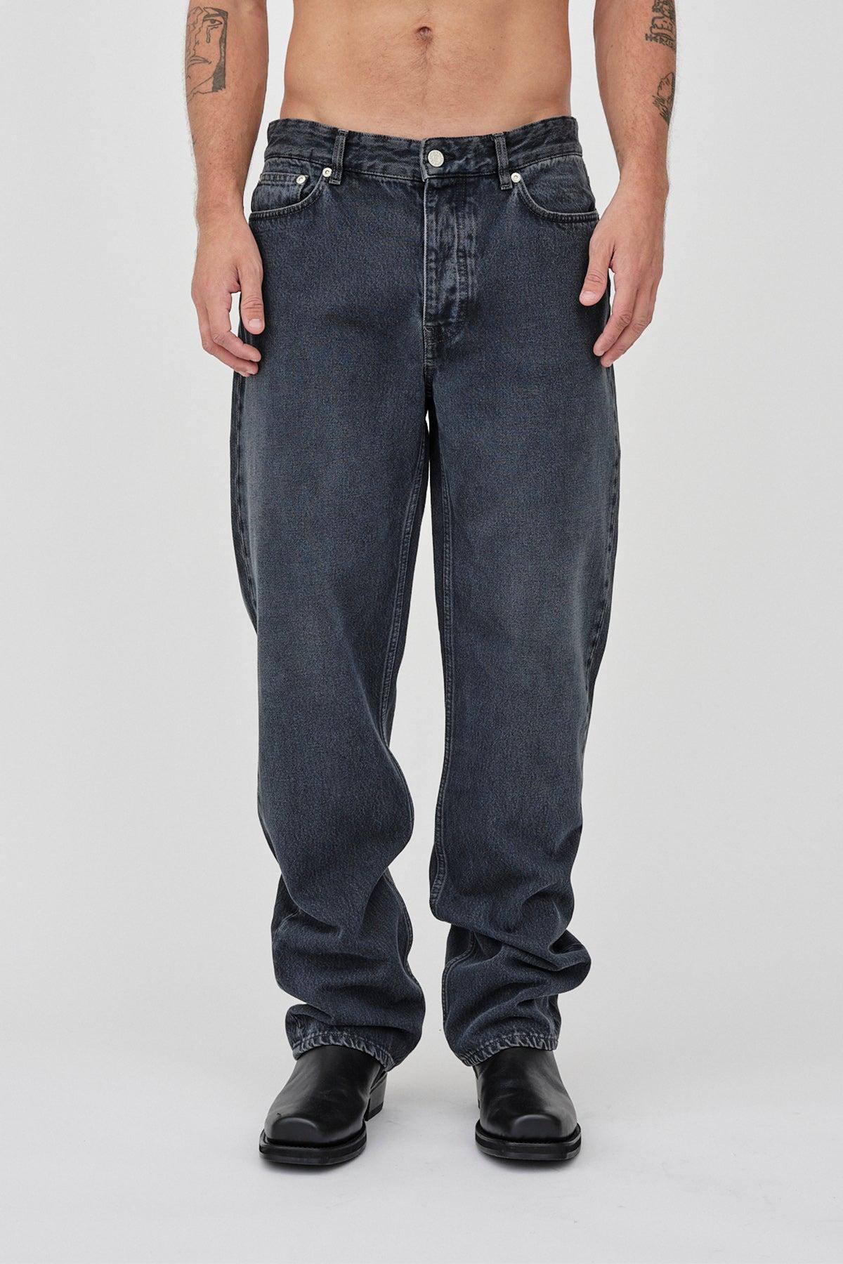 Won Hundred Men Steve 5-Pockets Overdyed black