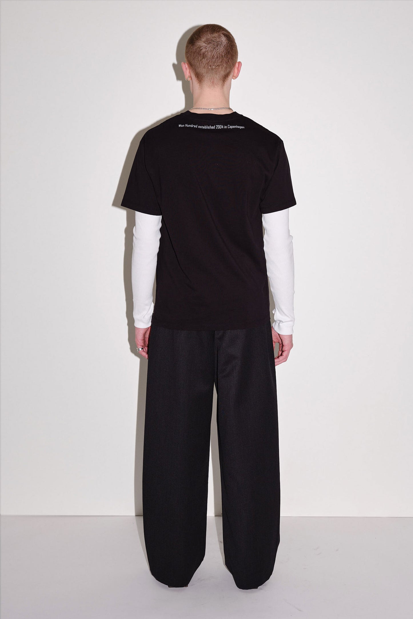 Won Hundred Men The Staff Tee M T-shirt Black